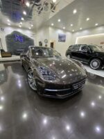 2018 Porsche Panamera FSH ( GCC )