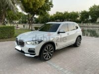 2019 BMW X5 Xdrive V8 (Gcc Specs) Under Warranty till 200,000 km