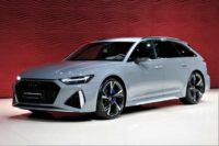 Audi RS6
Avant*DYNAMIK*MATRIX-LED*B/O*HEAD-UP*22″LM*