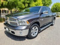 2017 GCC RAM 1500 LARAMIE V8 4WD 5.7HEMI FREE SERVICE UP TO 100K KMS OR 30 OCT 2022.
