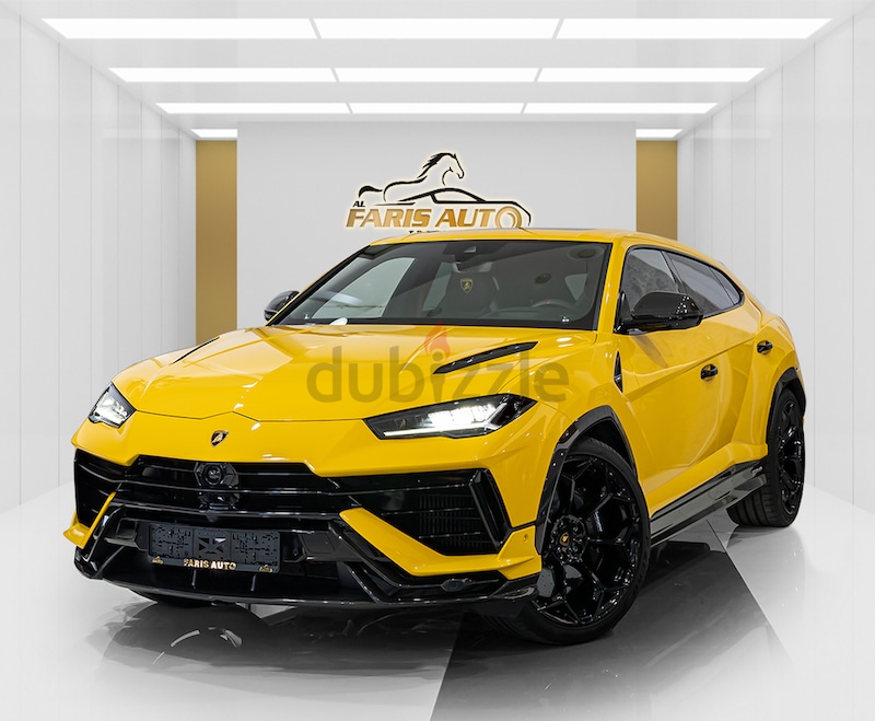 1ST LAMBORGHINI URUS PERFORMANTE IN UAE – FULL CARBON FIBER + AKRAPOVIC EXHAUST + WARRANTY