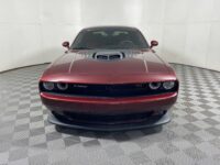 2019 Dodge Challenger R/T Scat Pack con paquete Shaker